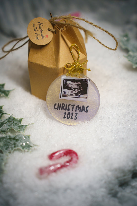 Personalised Christmas Bauble Ornament | Custom Resin Ornament | Custom Quote Ornament | Personalised Family Xmas Ornament | MOM to be Xmas